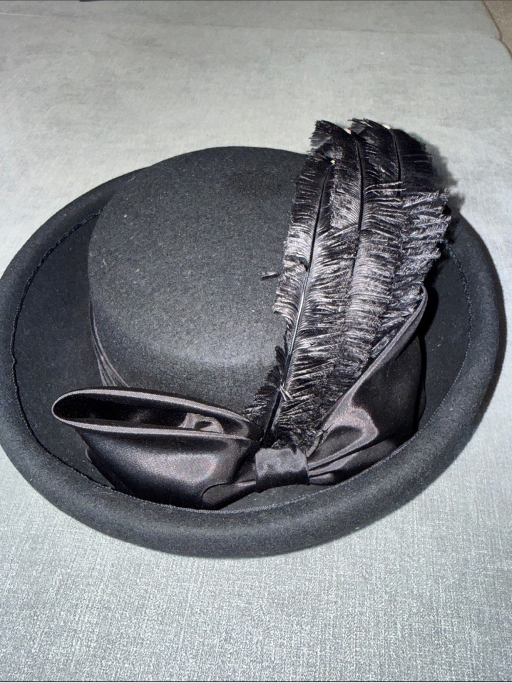 Famous Millinery Black Feather Trim Felt Bowler Hat